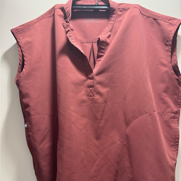 Figs Other - Figs Sleeveless Top in Rich Burgundy and joggers
